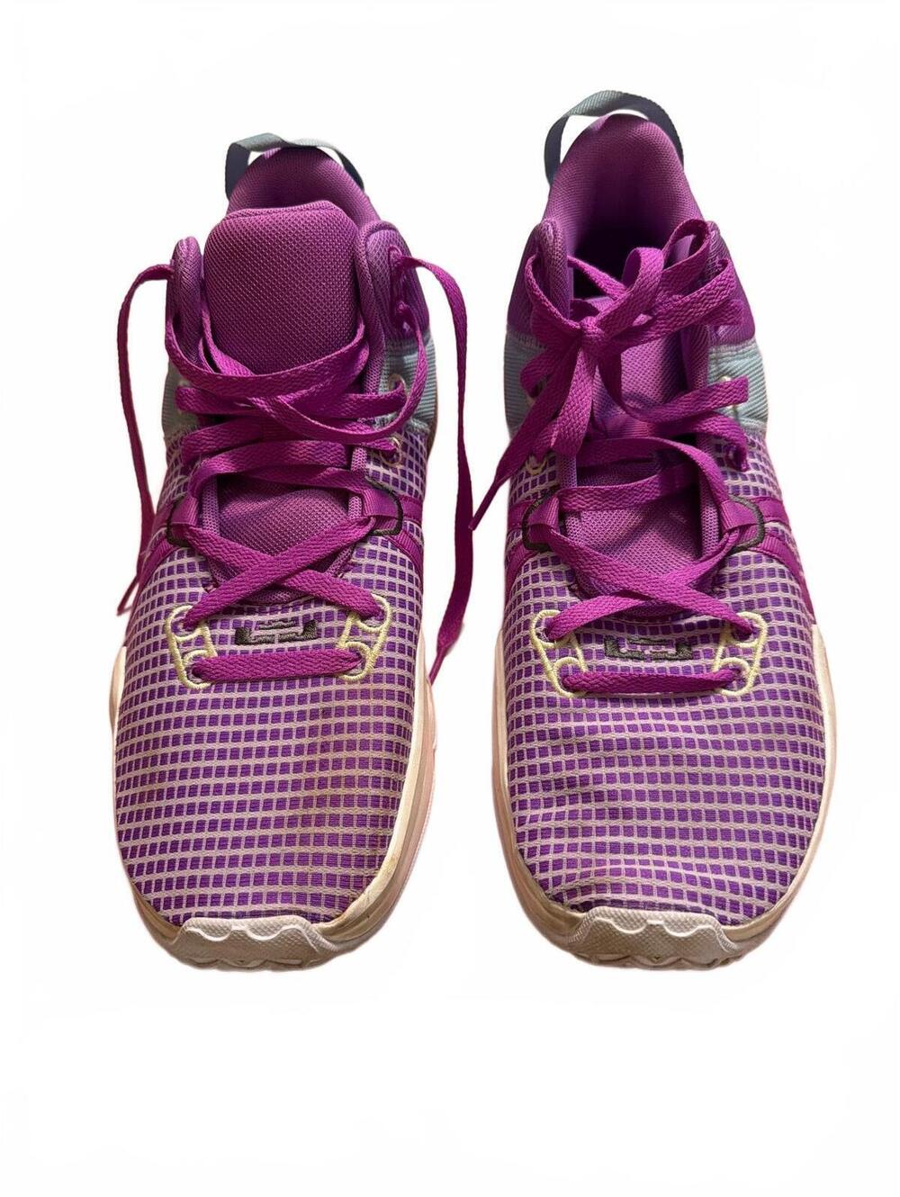 Nike Witness VII Performance Basketball Shoes Size 12 Purple